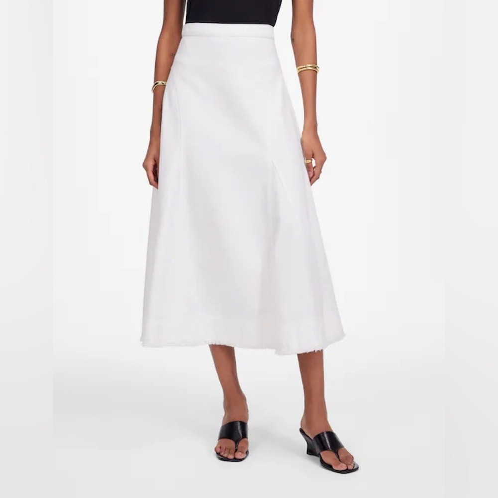 Madewell women’s Fluted Midi Skirt in Tile White denim raw hem Size 25 NWT